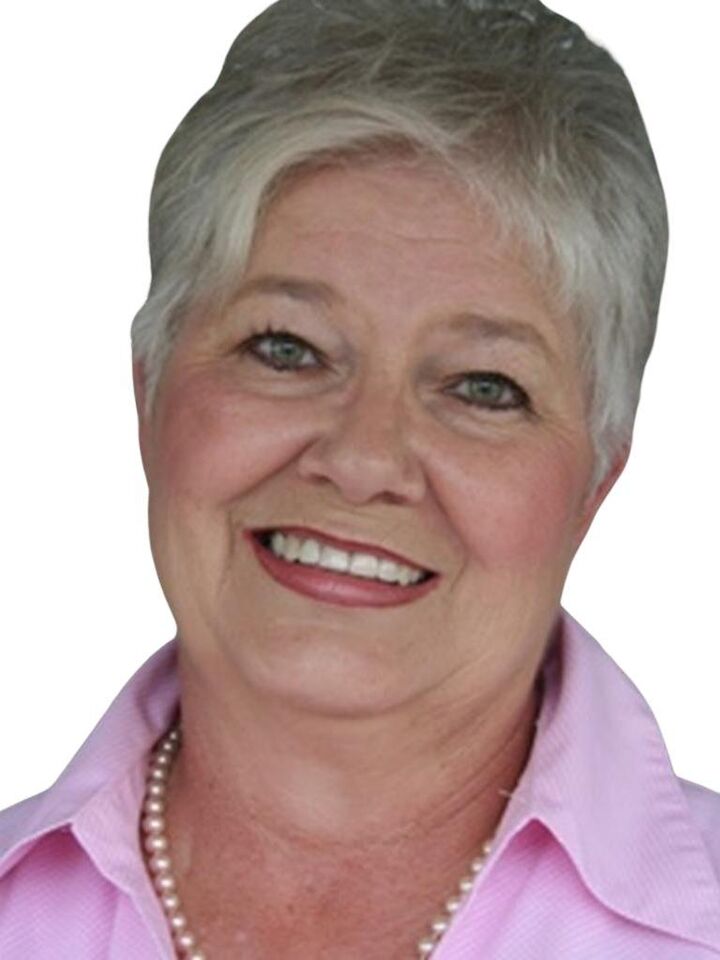 DEBBIE MCCUBBIN, REALTOR® in Kilgore, Lenhart Properties, Inc.