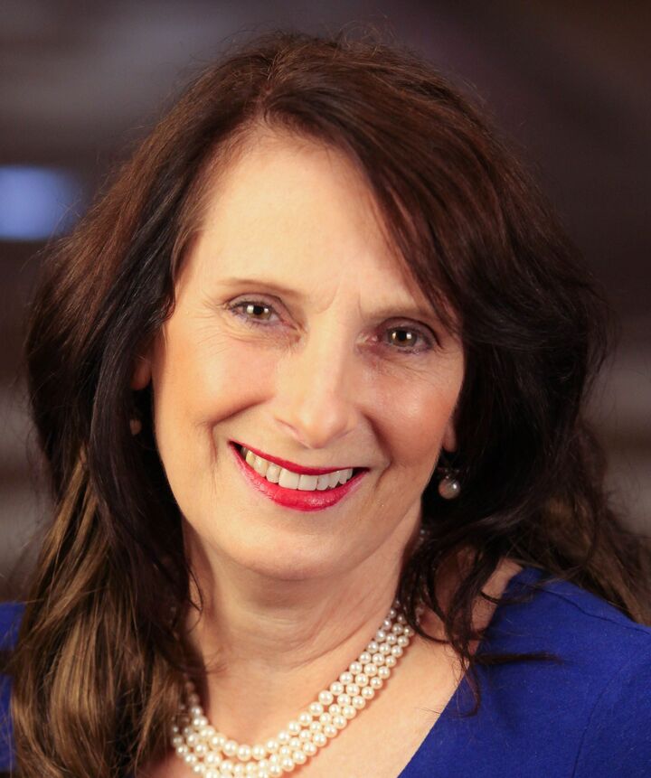 Diana Moore, Real Estate Salesperson in Bellevue, RSVP Brokers ERA