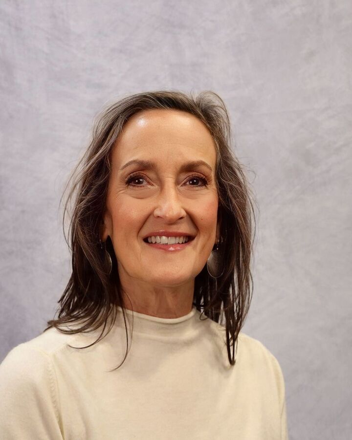 Vicki Navarre, Real Estate Salesperson in Clarkston, Professionals