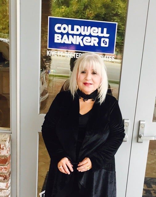Janet Kane,Real Estate Salesperson in Yucaipa,Kivett-Teeters Associates