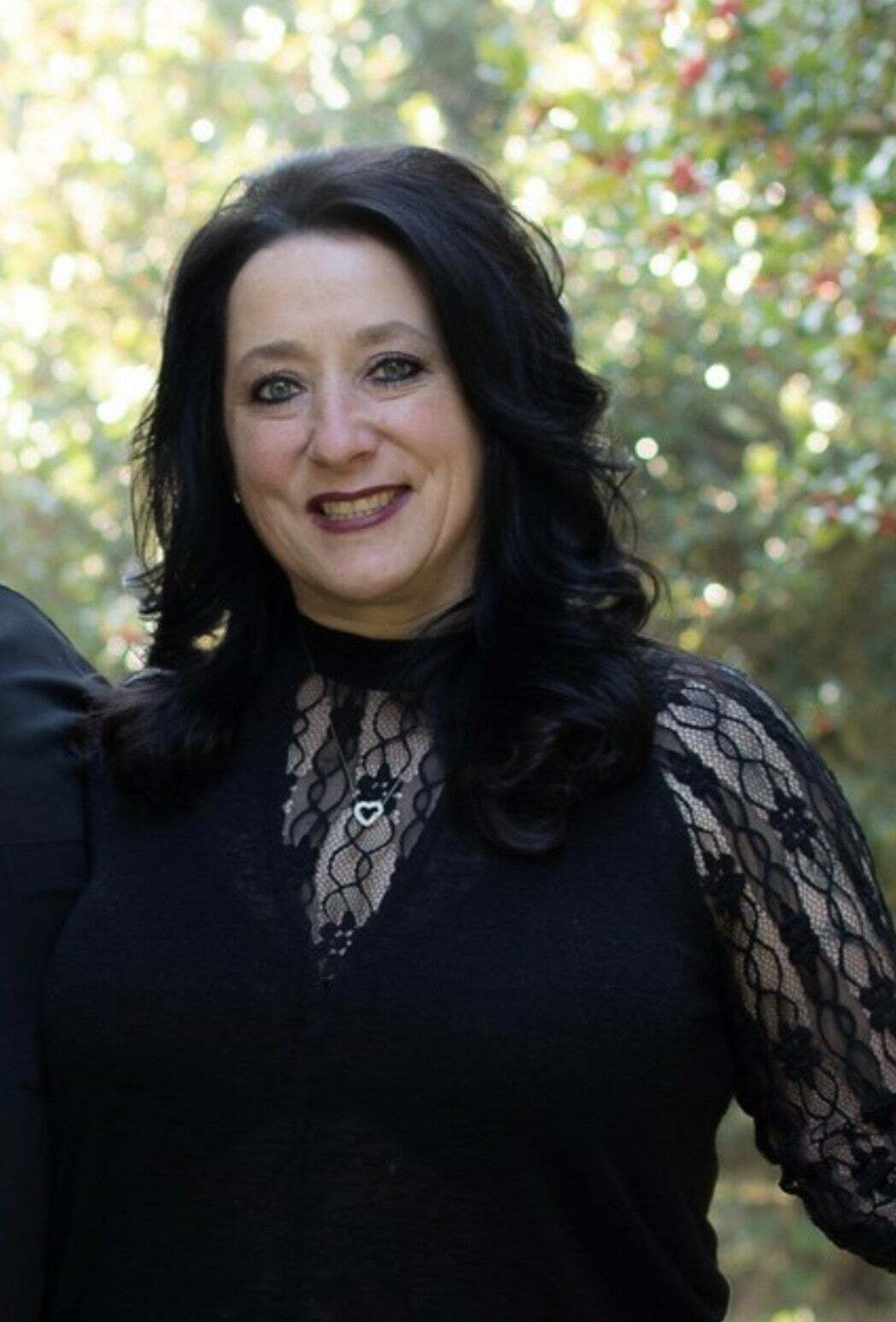 Dana Brown, Real Estate Salesperson in Oak Harbor, North Homes Realty