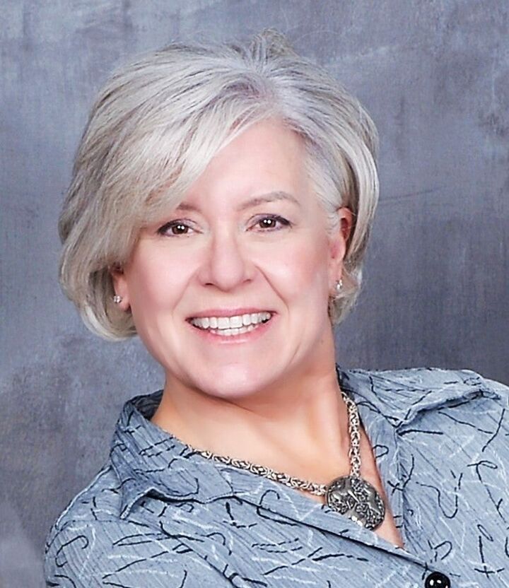 Valerie Herzig, Real Estate Salesperson in Simi Valley, Town Center