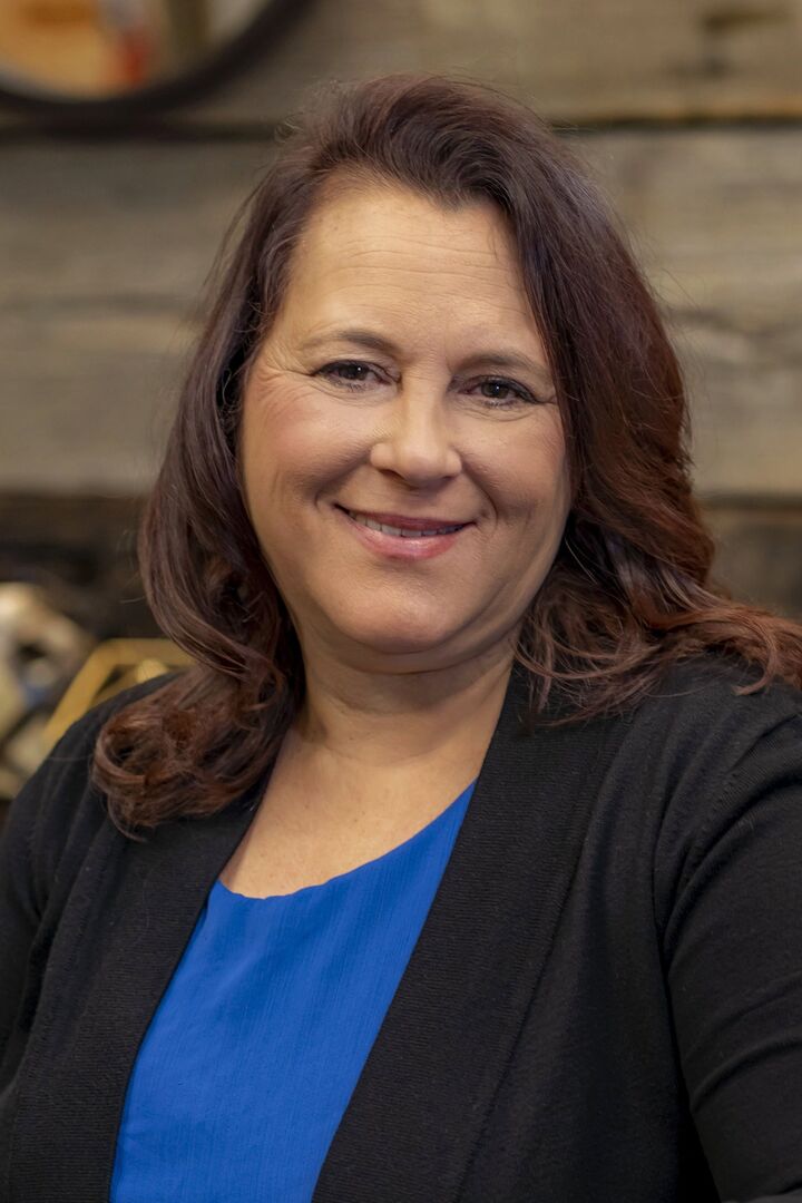 Sandra Walus, Real Estate Salesperson in Brighton, Town & Country Real Estate