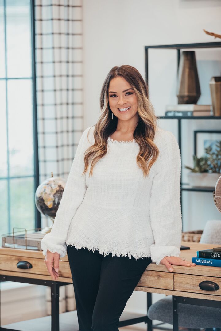 Katie Sharp, Real Estate Salesperson in Katy, Western Realty