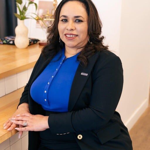 Adriana Morales, Real Estate Salesperson in San Antonio, Middleton