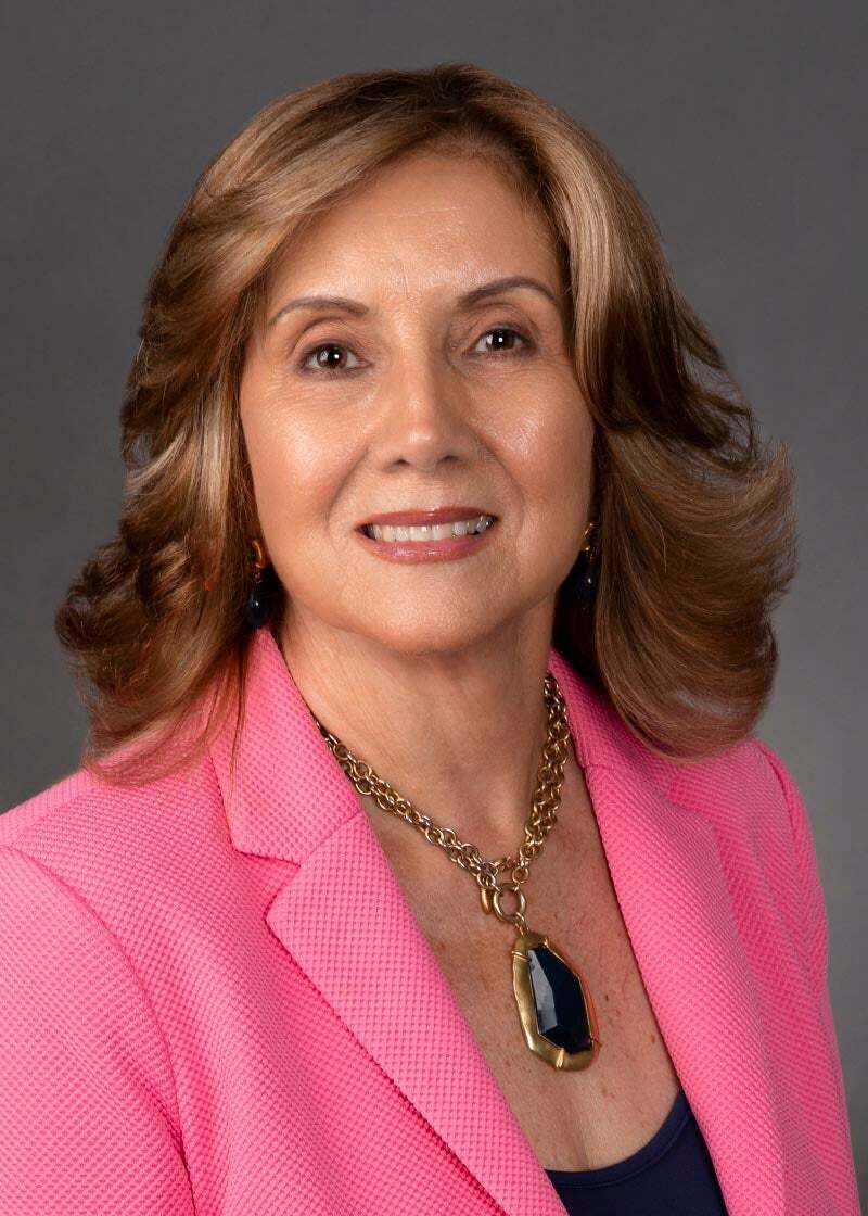 Leticia Dominguez, Real Estate Salesperson in Union, Preferred Realty, Inc.