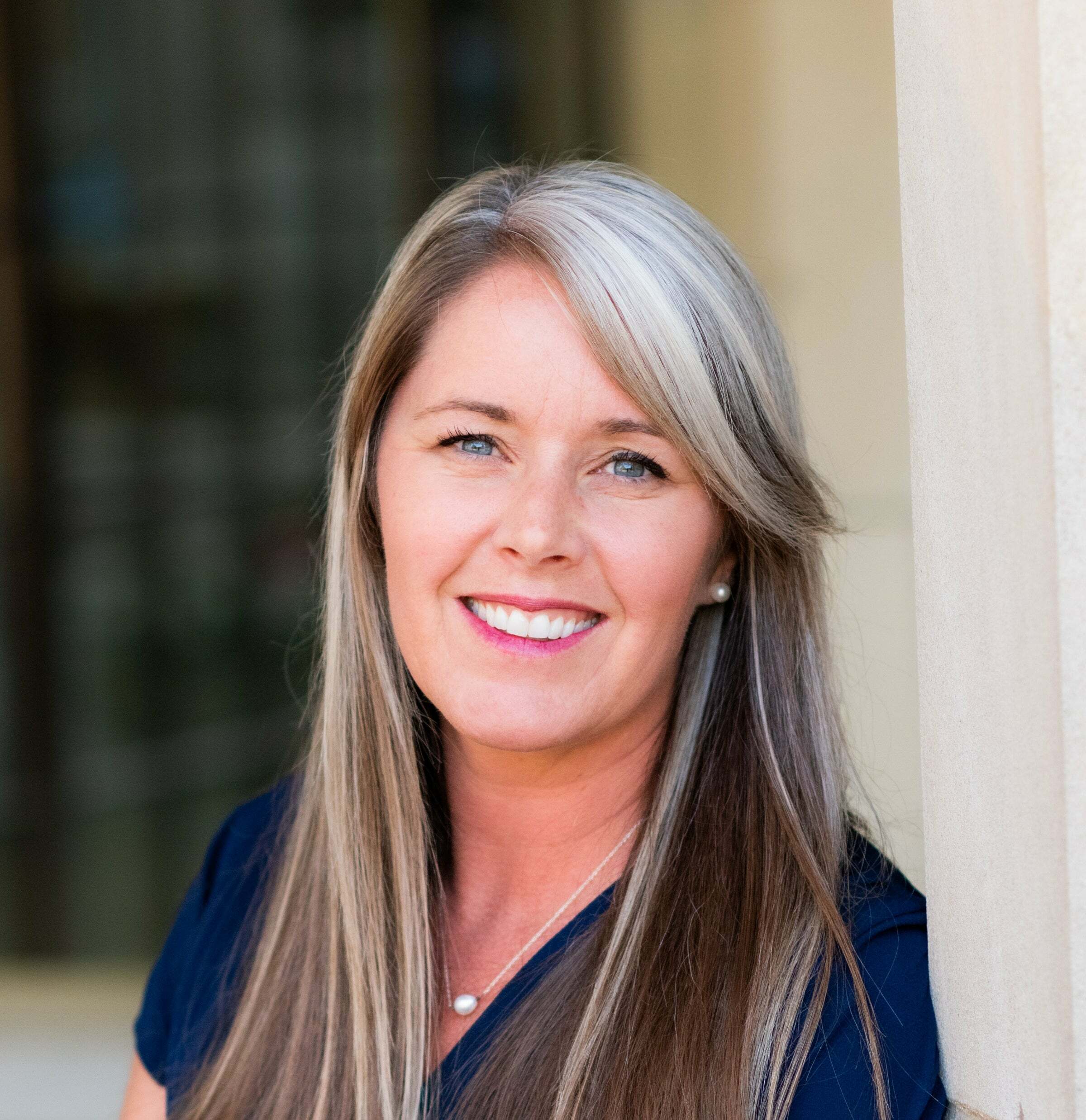 Brooke Hoffa, Real Estate Broker in Bloomington, Scheetz