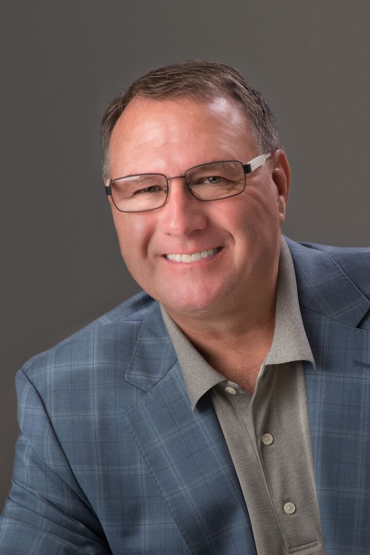 Alan Weems, Real Estate Broker in Greenwood, Scheetz