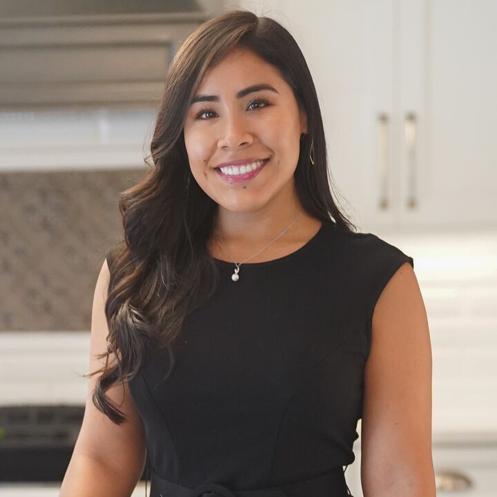 Miriand Casey,  in Hauppauge, Realty Connect