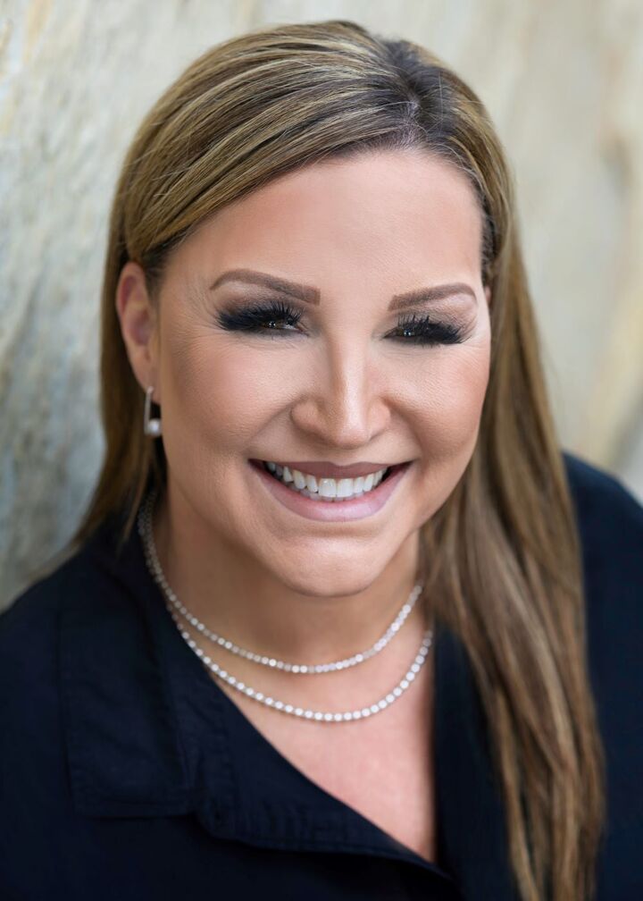 Rebecca Maurer, Real Estate Salesperson in Coeur D Alene, Schneidmiller Realty