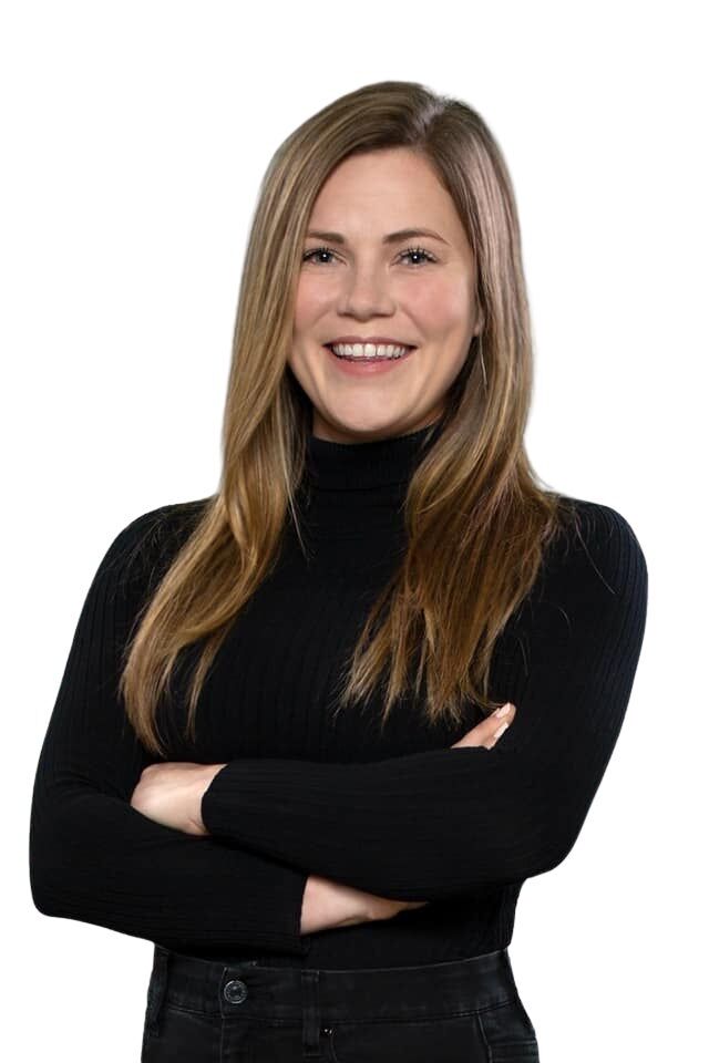 Lynzie Kinnaman, Real Estate Broker in Olympia, Van Dorm Realty