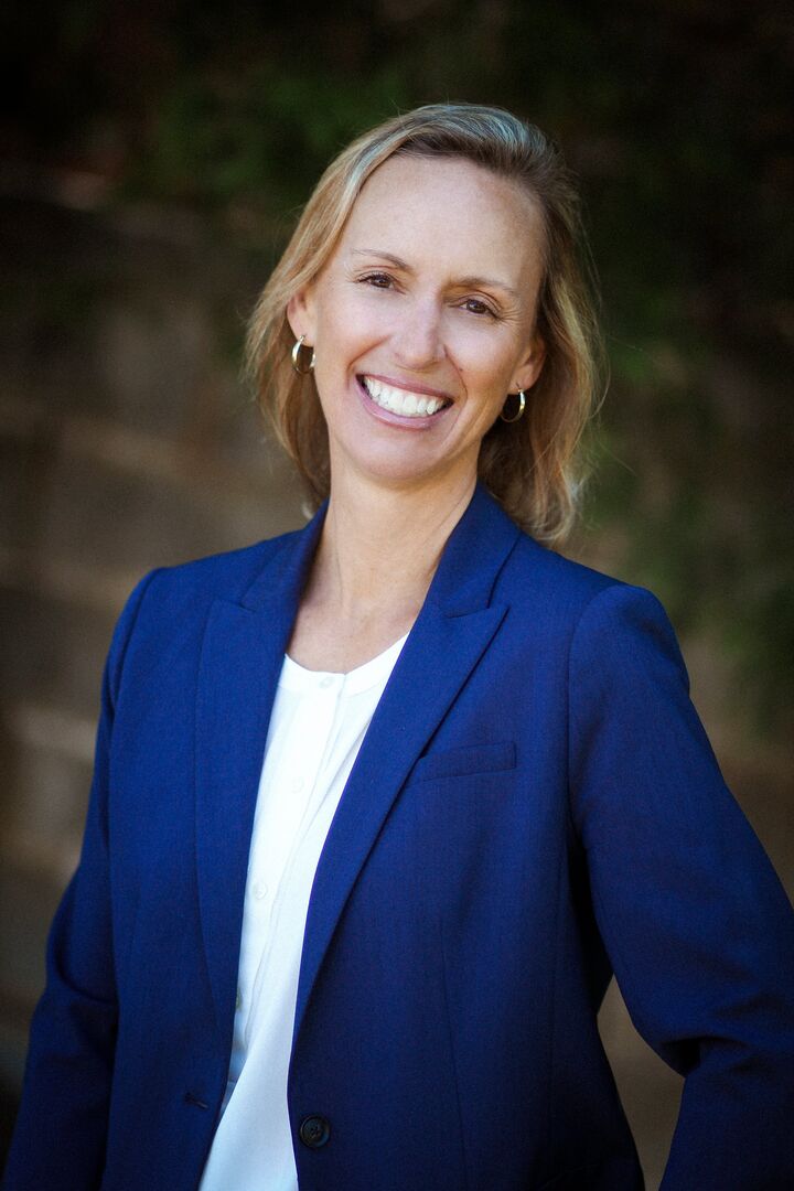 Stephanie Potes, Associate Real Estate Broker in Charlotte, Paracle