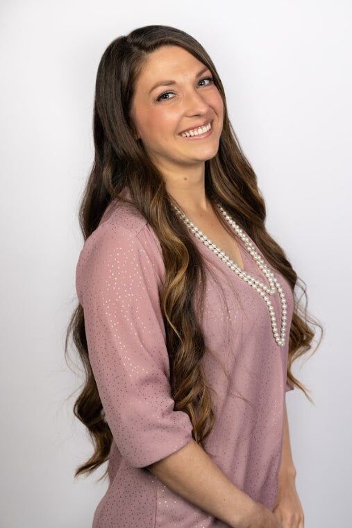 Katie Olivas, Real Estate Salesperson in Lewiston, Price Right