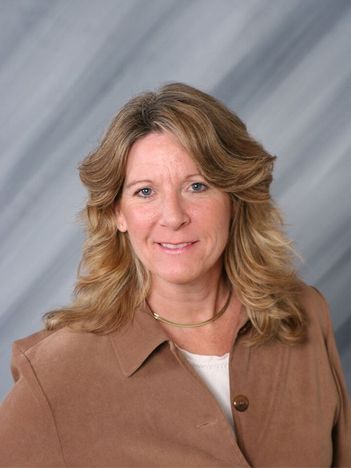 Molly Hoffmann, Real Estate Salesperson in Appleton, Affiliated