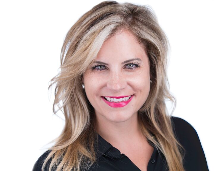 Jennifer Pesicek, Real Estate Salesperson in Oconomowoc, Elite