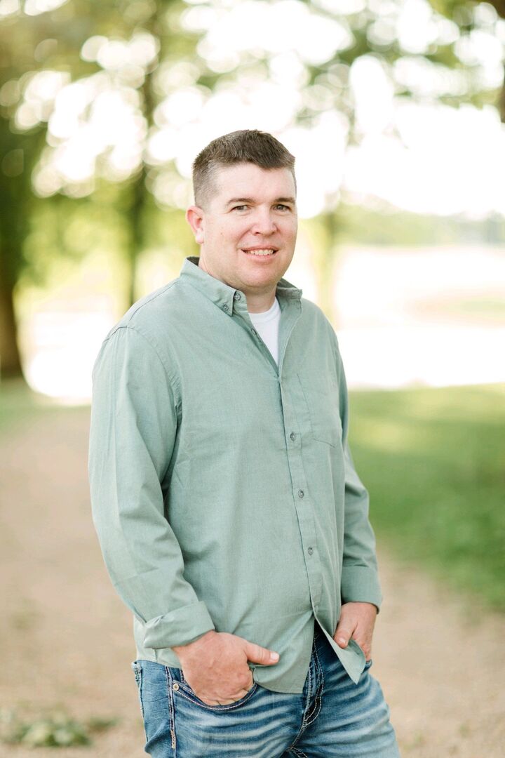 Nic Woods, Sales Associate in Farmington, Hulsey