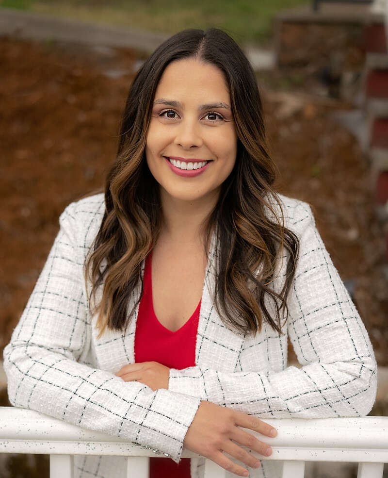 Whitney Salanoa, Real Estate Salesperson in Roseville, Reliance Partners