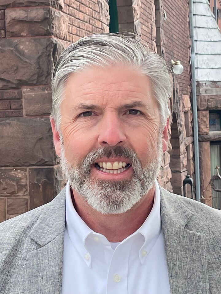 Kenneth Harris, Associate Real Estate Broker in Geneva, Steve Davoli Real Estate