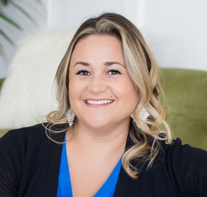 Adrienne Middleton, Real Estate Salesperson in Meridian, 43° North