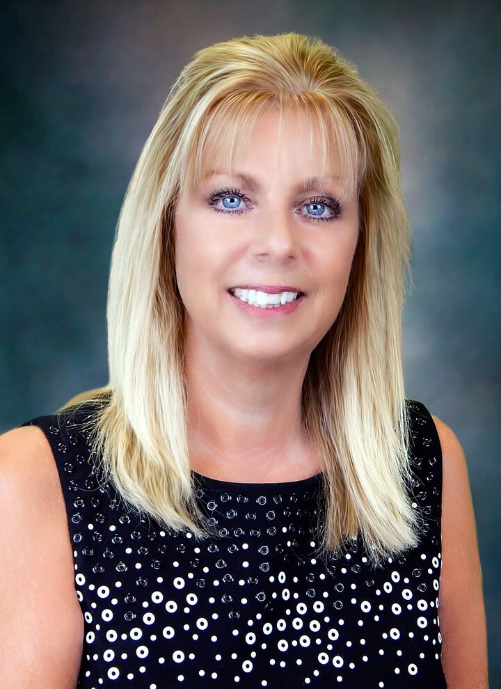 Mary Ellen Sutherland,  in Babylon, Realty Connect