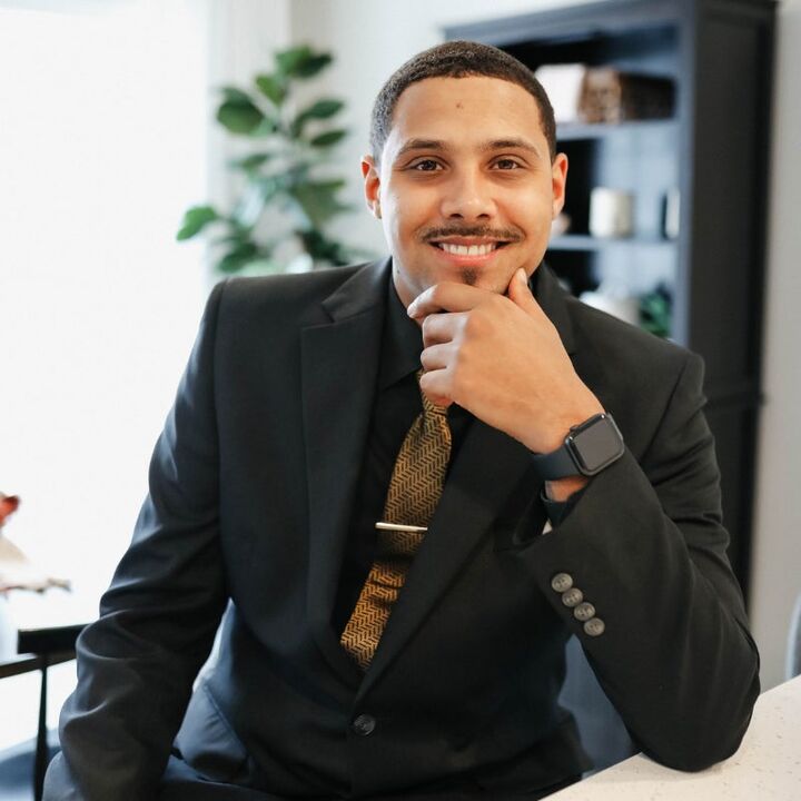 Dunte Blair, Real Estate Salesperson in Hiawatha, Signature Real Estate