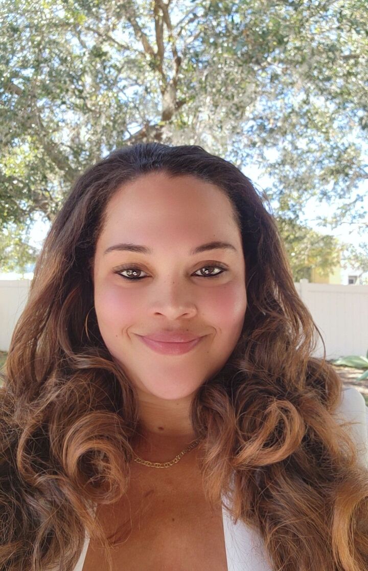 Alisha Woods,  in Brandon, Circle
