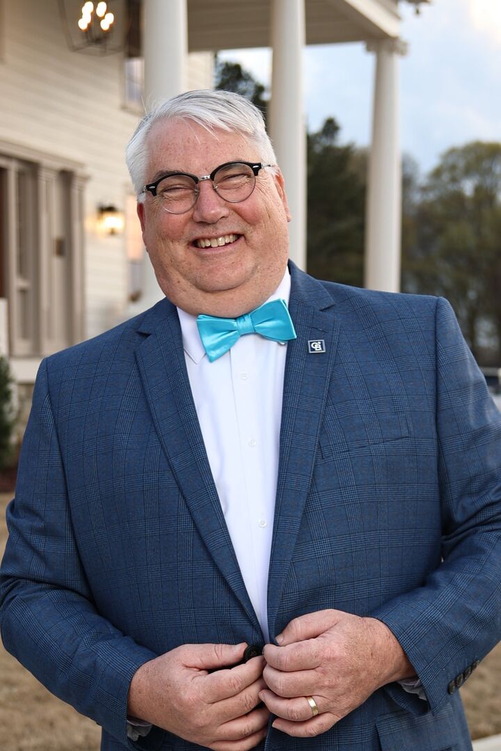 Kirk Hanson, Real Estate Broker in Concord, CK Select