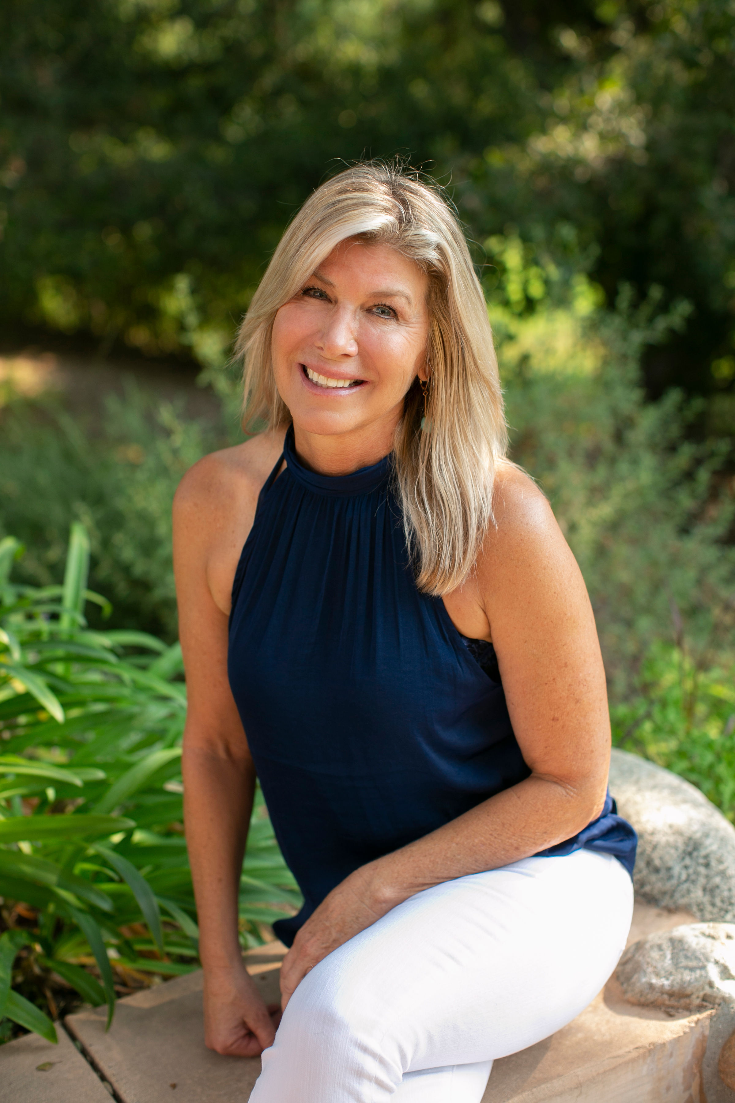 Laurette Henry, in Westlake Village, Pinnacle Estate Properties