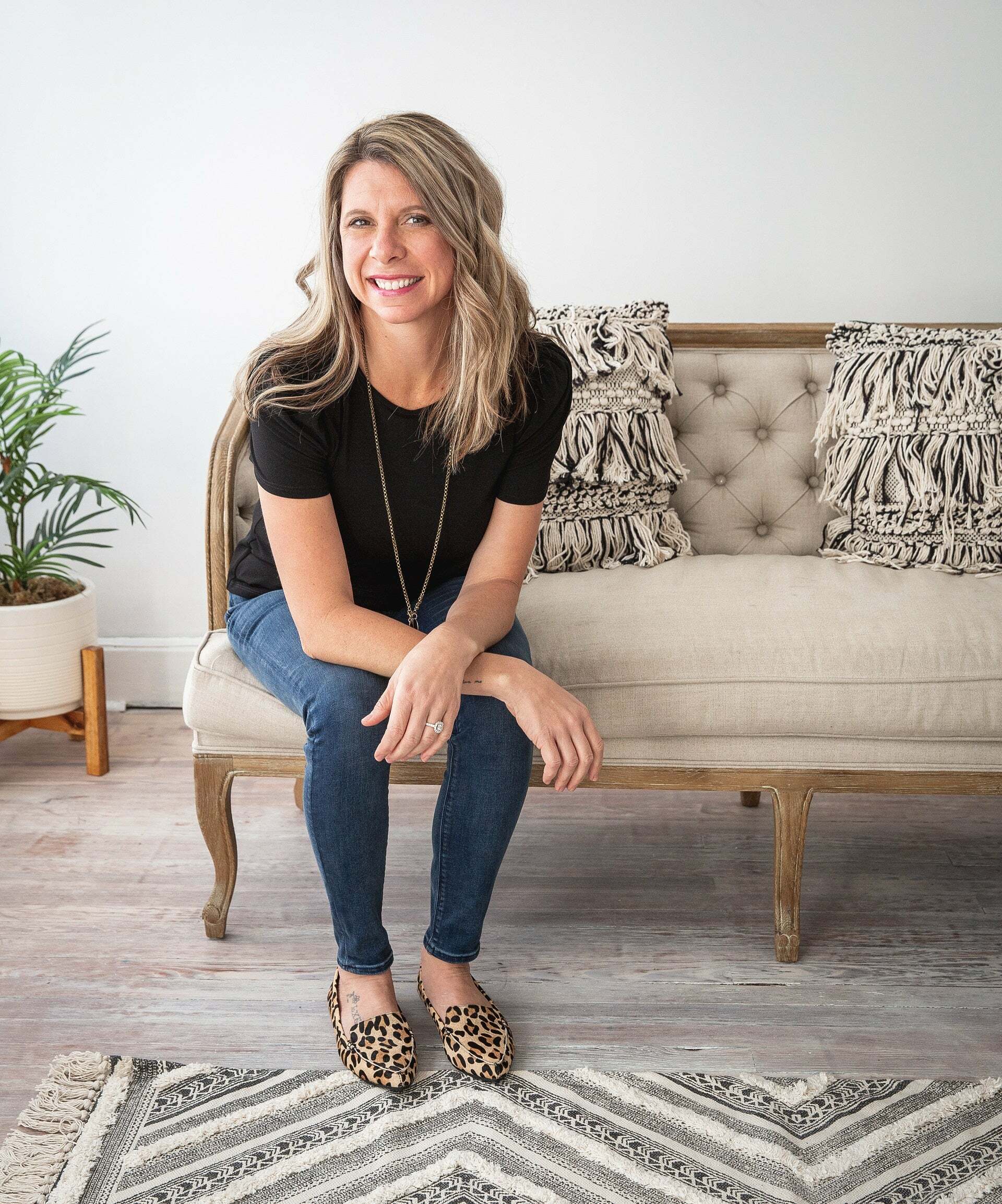 Valerie Edwards-Perry, Real Estate Broker in Greenwood, Scheetz