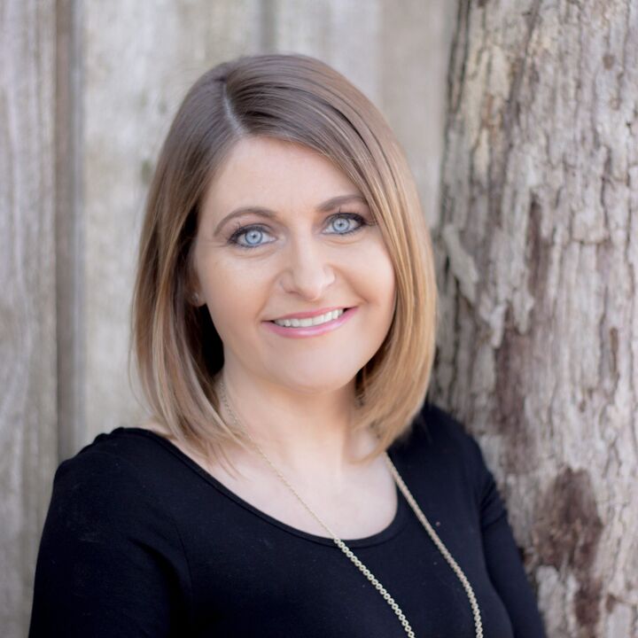 Holly Williams, Affiliate Broker in Smithville, Town & Lake