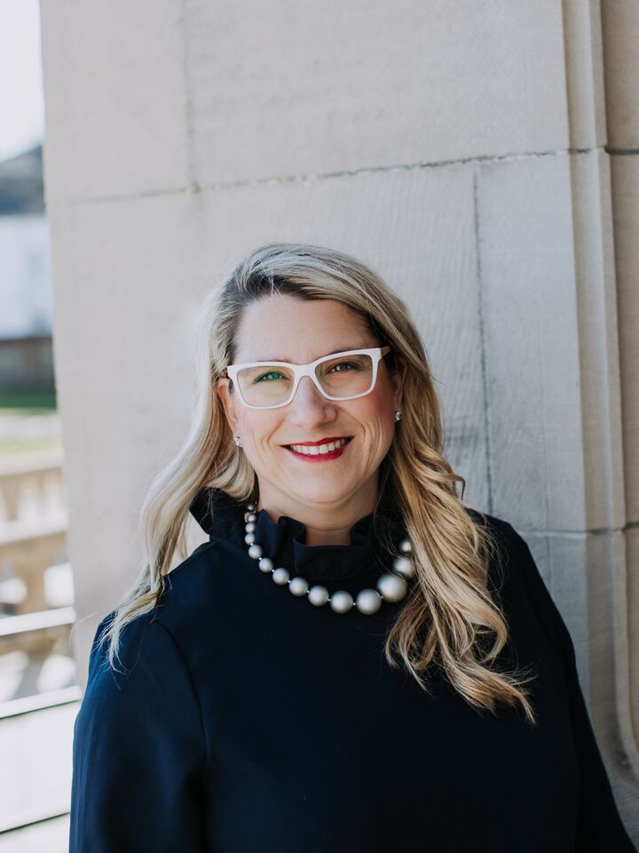 Shana Speer, Real Estate Salesperson in Newport, Gustave White