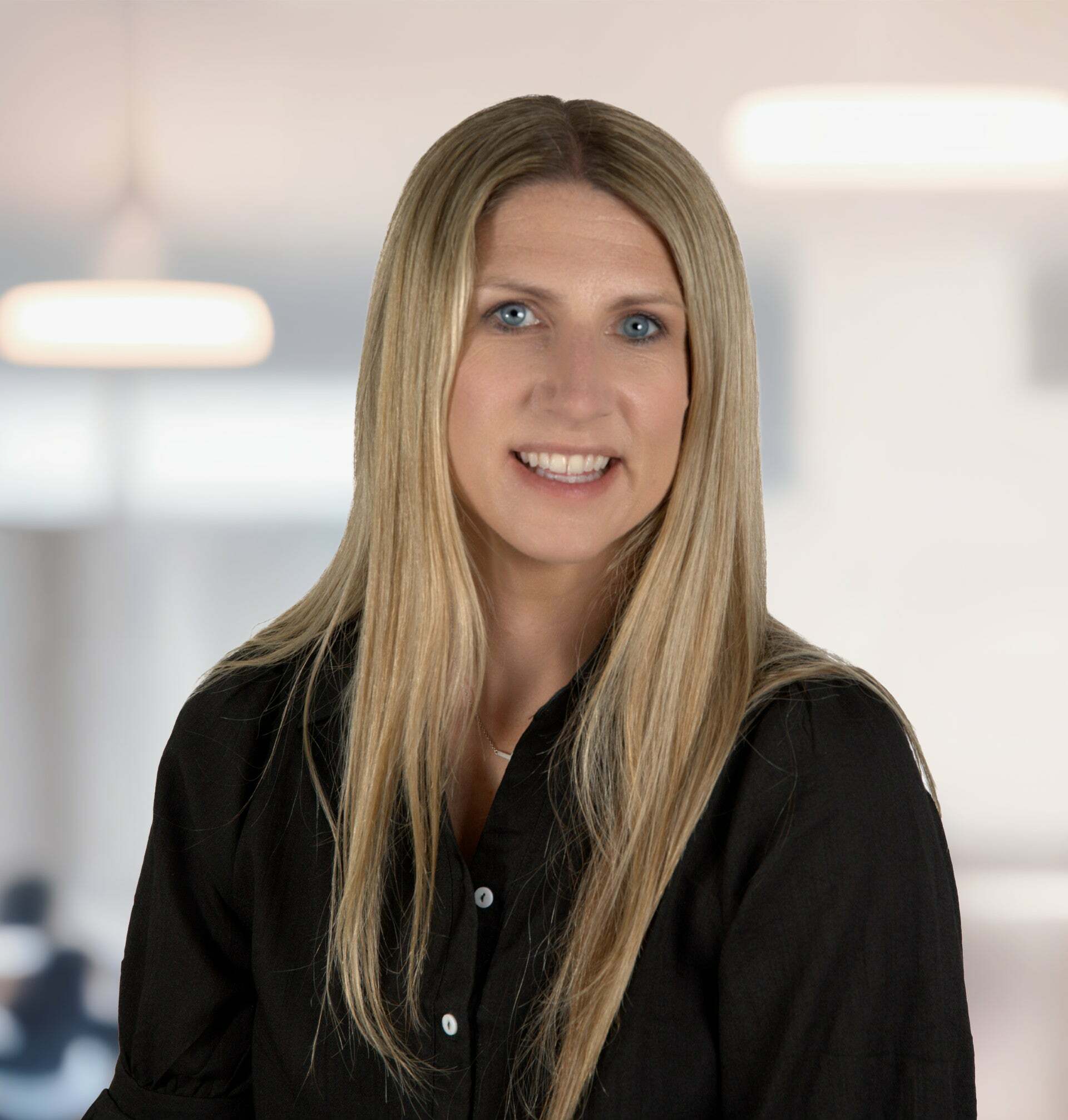 Elizabeth Schaub, Real Estate Salesperson in Suttons Bay, Schmidt Realtors