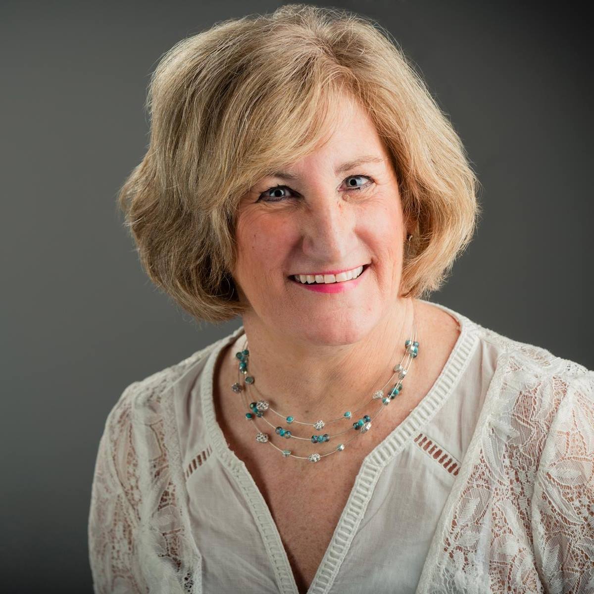 Cindie Janke, Broker | REALTOR® in Peoria, Jim Maloof Realtor