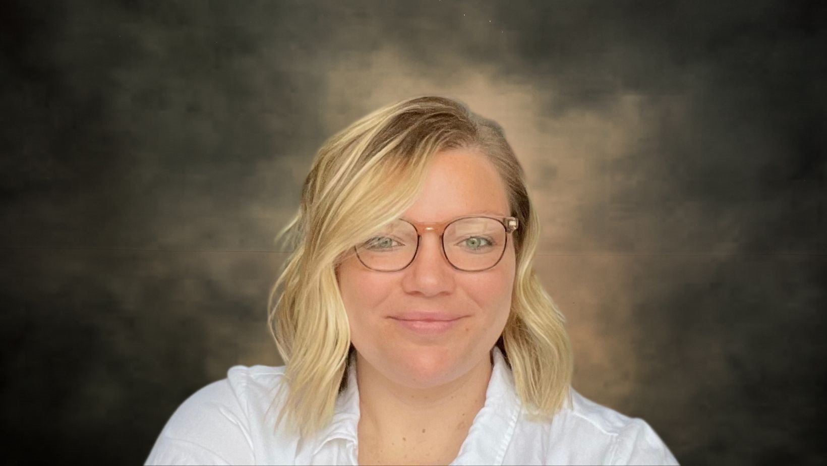 Hailey  McMillion, BROKER | REALTOR® in Metamora, Jim Maloof Realtor