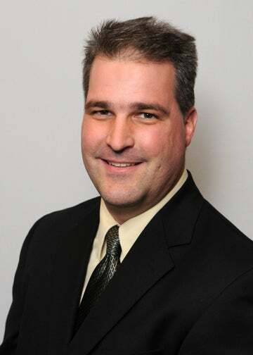 Kevin Waldenstrom, Real Estate Broker in Waukegan, Circle