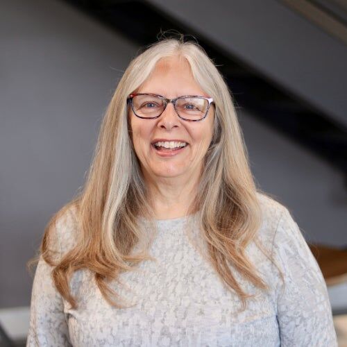 Cathy McAulay, Real Estate Salesperson in Ankeny, Signature Real Estate