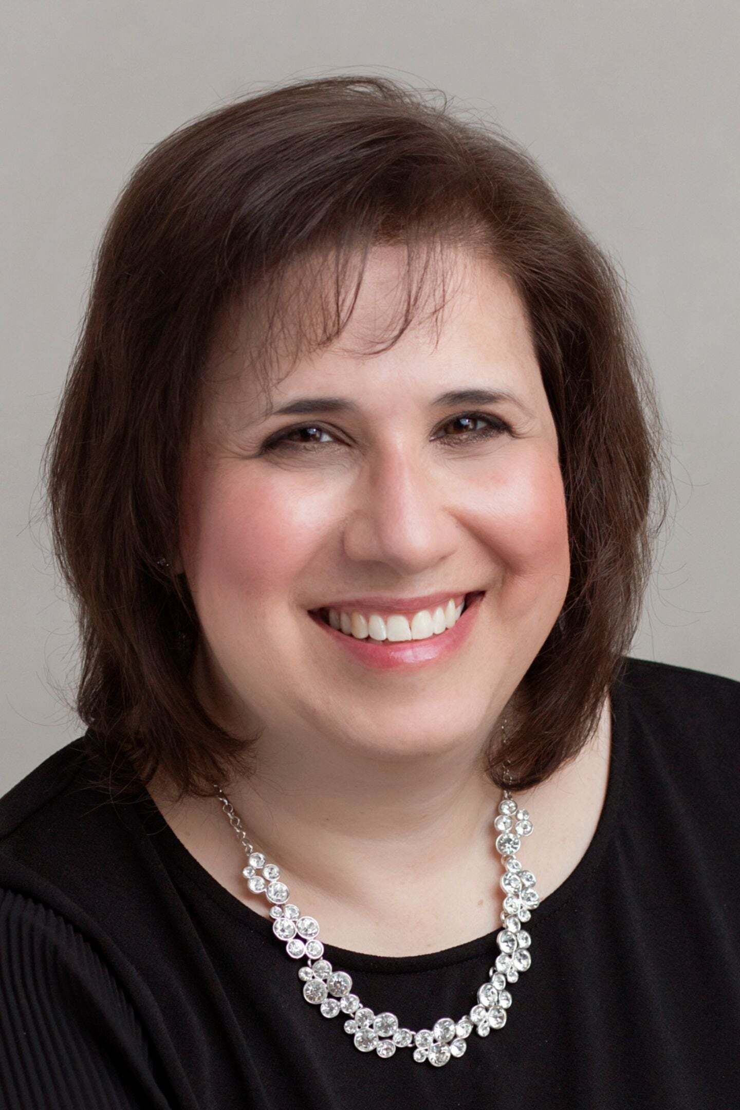Serena King, Sales Associate in McMurray, Pittsburgh