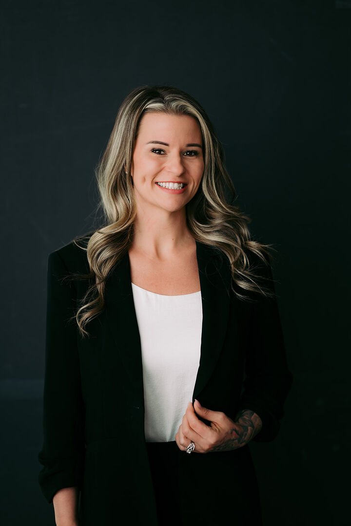 Randi Alldritt,  in Rainier, Windermere