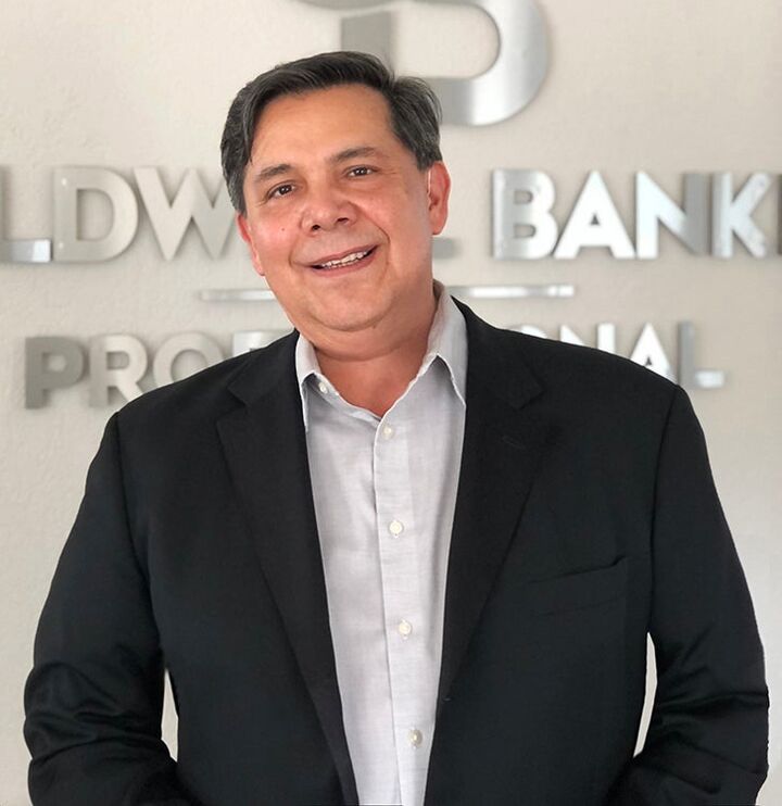 Cory Sanchez, Associate Real Estate Broker in Newport, Professional Group