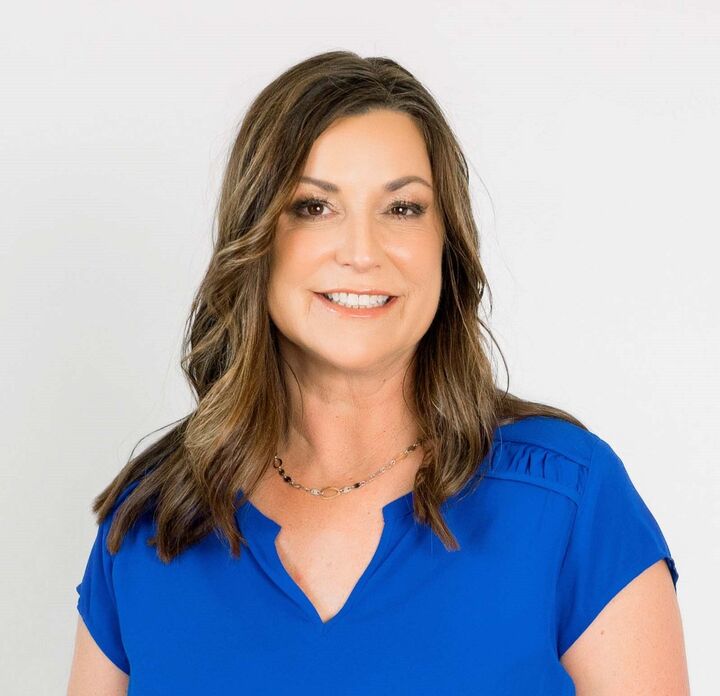 Darlynn Sandefer, Associate Real Estate Broker in Murrieta, Associated Brokers Realty