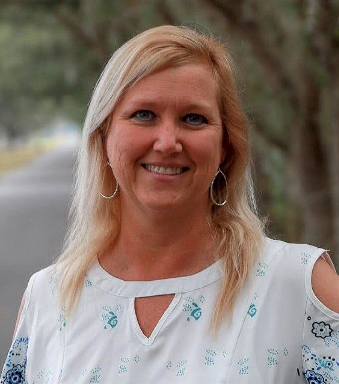 Meredith White, Real Estate Salesperson in Madeira Beach, Beggins Enterprises
