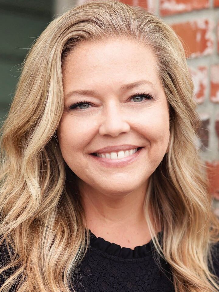 Shannon Mayer, Real Estate Salesperson in Carlsbad, Affiliated