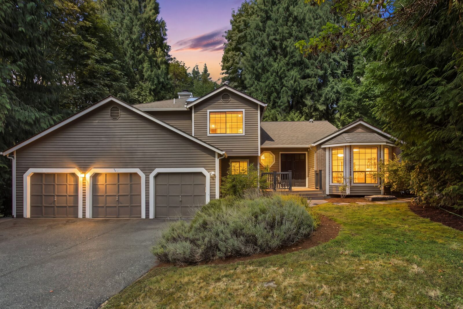 Property Photo: 14818 NE 198th Street WA 98072