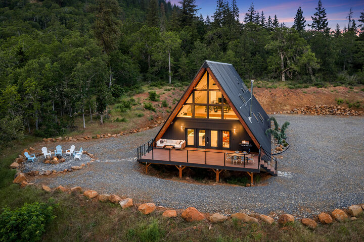 Property Photo:  20 Incline Dr  WA 98635 