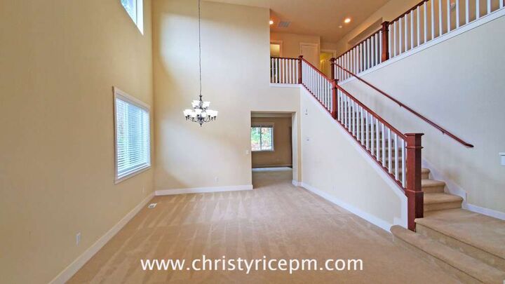 Property Photo: 27440 254th Court SE WA 98038