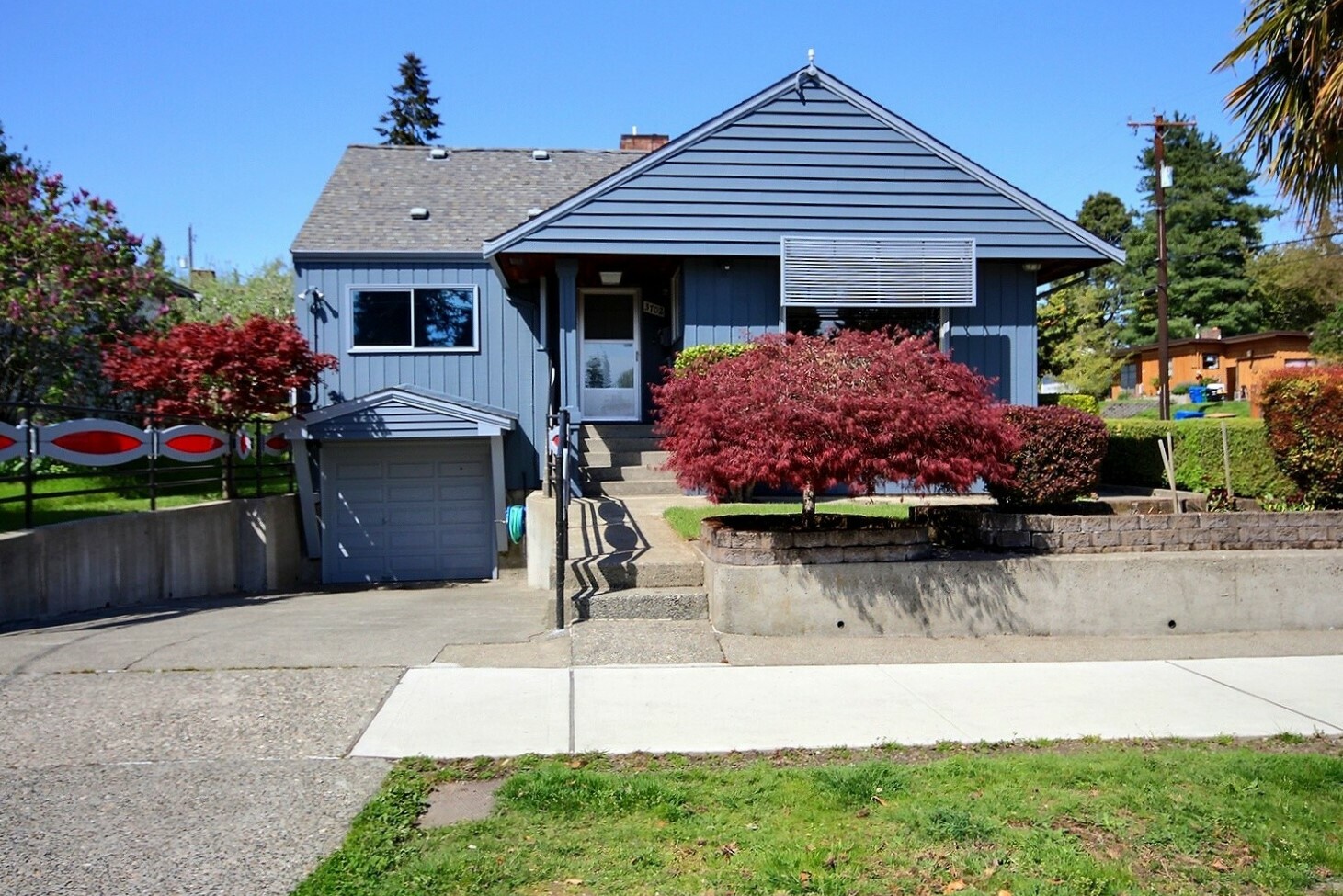 Property Photo:  3702 SW Trenton Street  WA 98126 