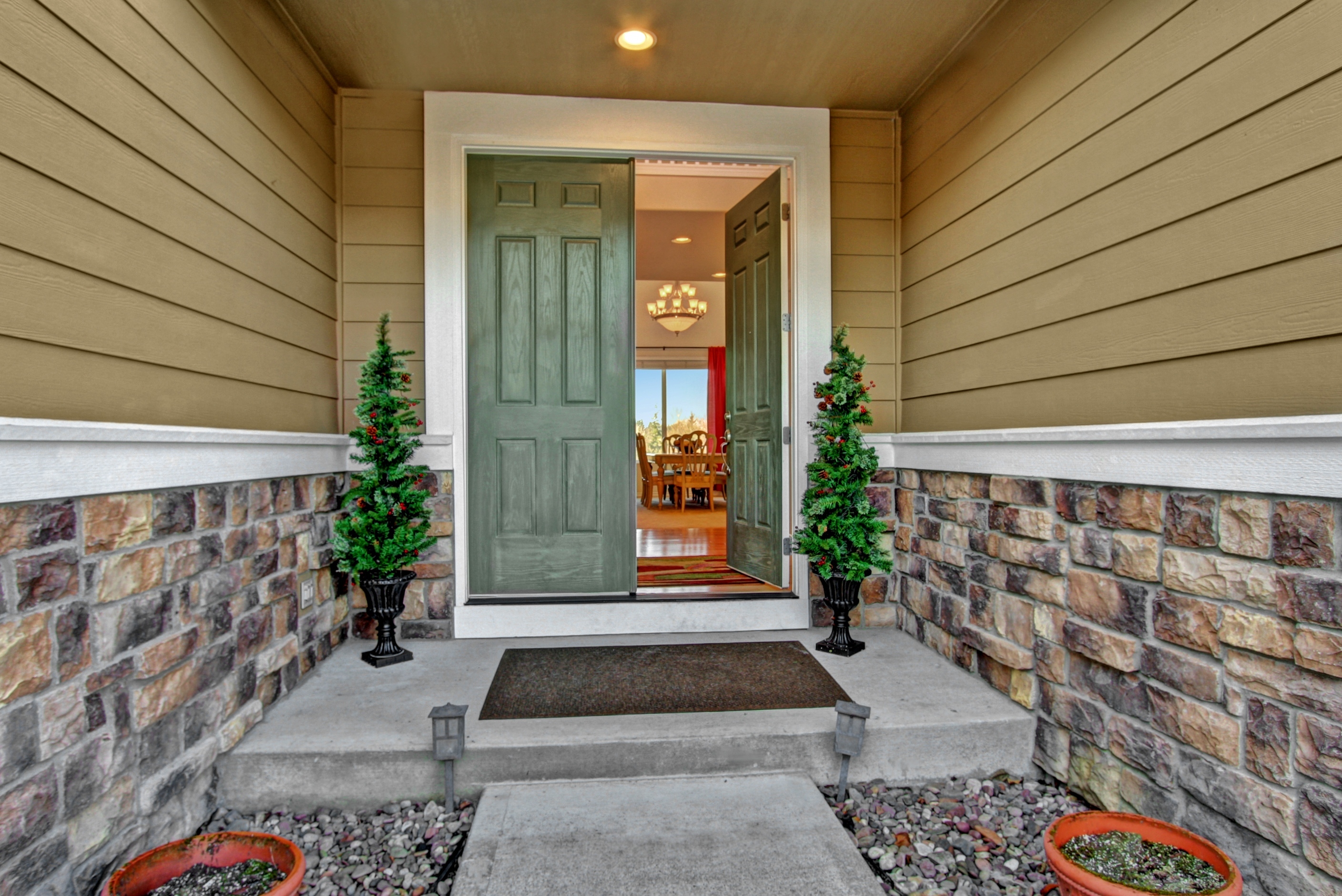 Property Photo: Stunning entry...step right in! 13304 70th Dr SE  WA 98296 