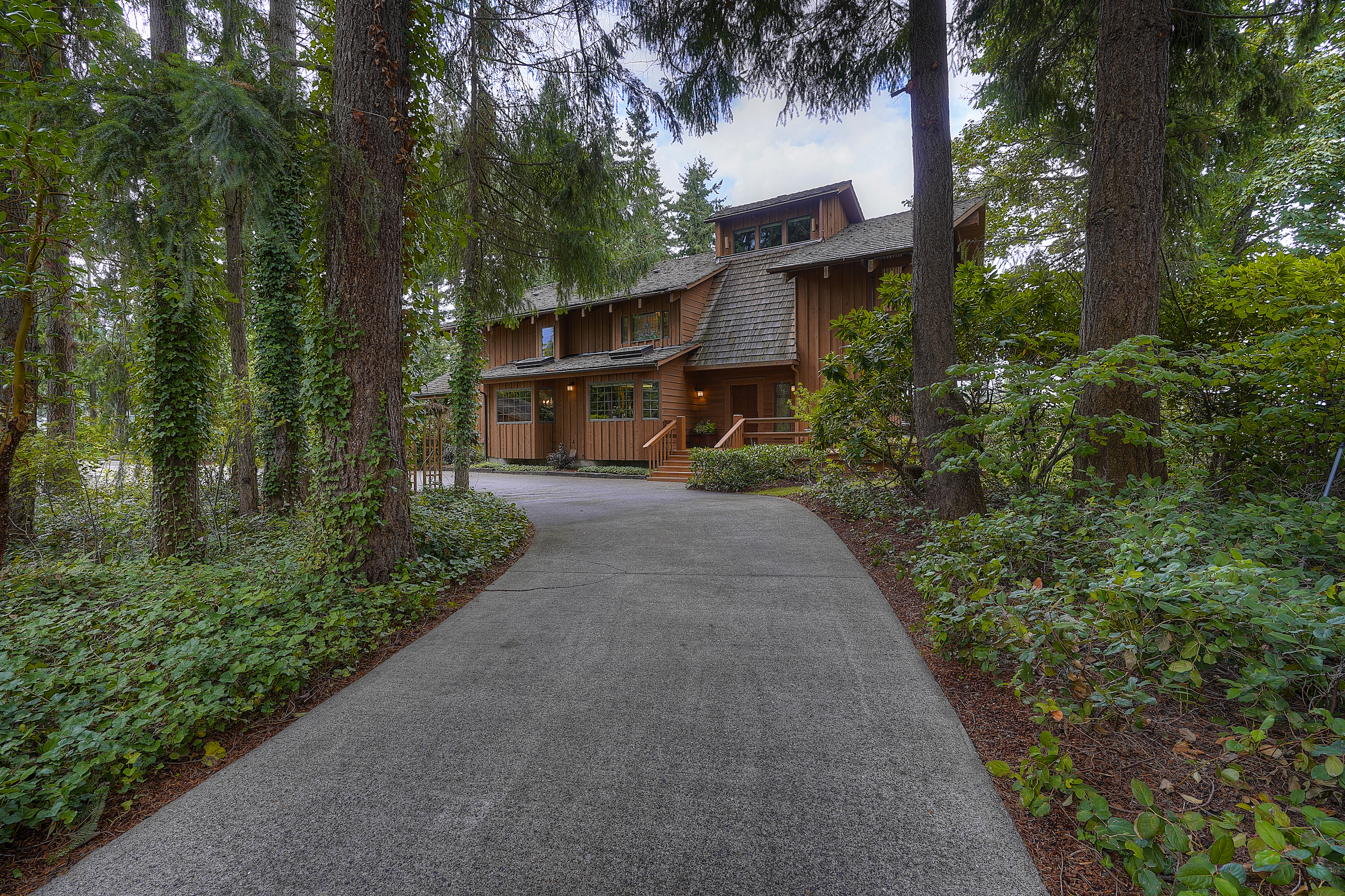 Property Photo: 318 Pennsylvania Avenue N WA 98328