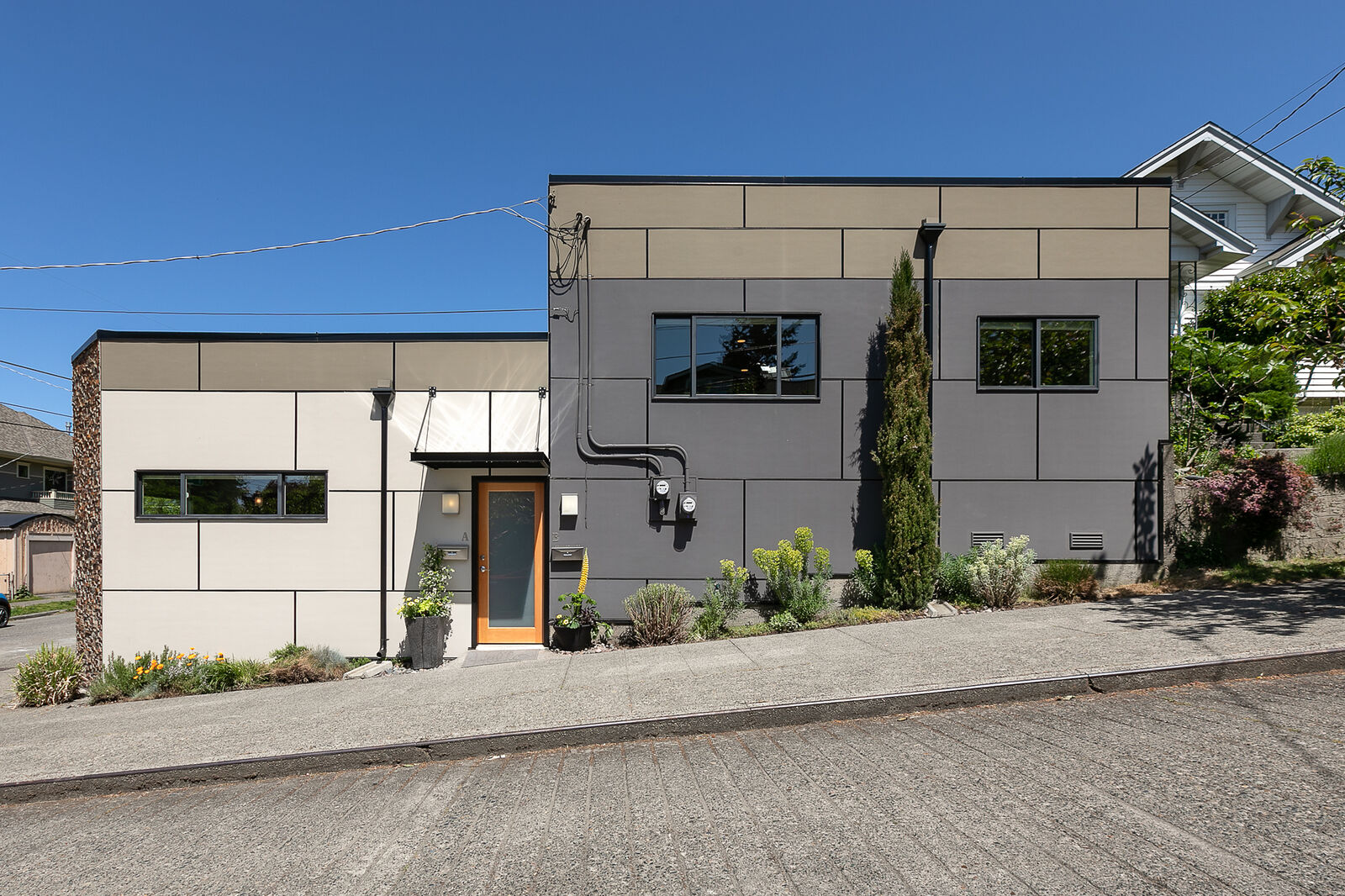 Property Photo:  100 N 70th Street  WA 98103 
