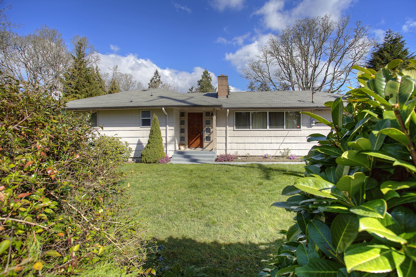 Property Photo:  8613 Washington Blvd SW  WA 98498 